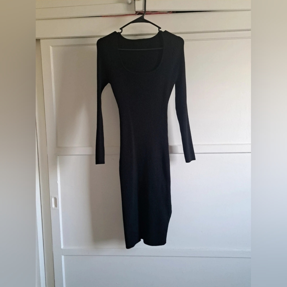 Elegant Black Long Sleeve Dress